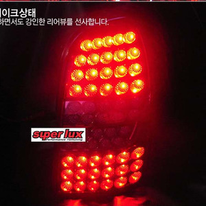 ĐÈN HẬU LED NGUYÊN BỘ (CẢ VỎ) REXTON II